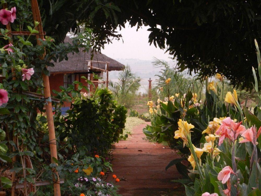 Red Earth Kabini Begur Luaran gambar