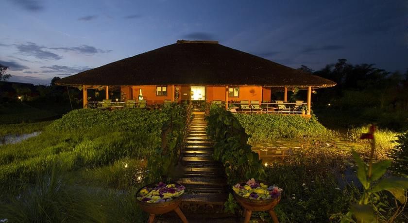 Red Earth Kabini Begur Luaran gambar