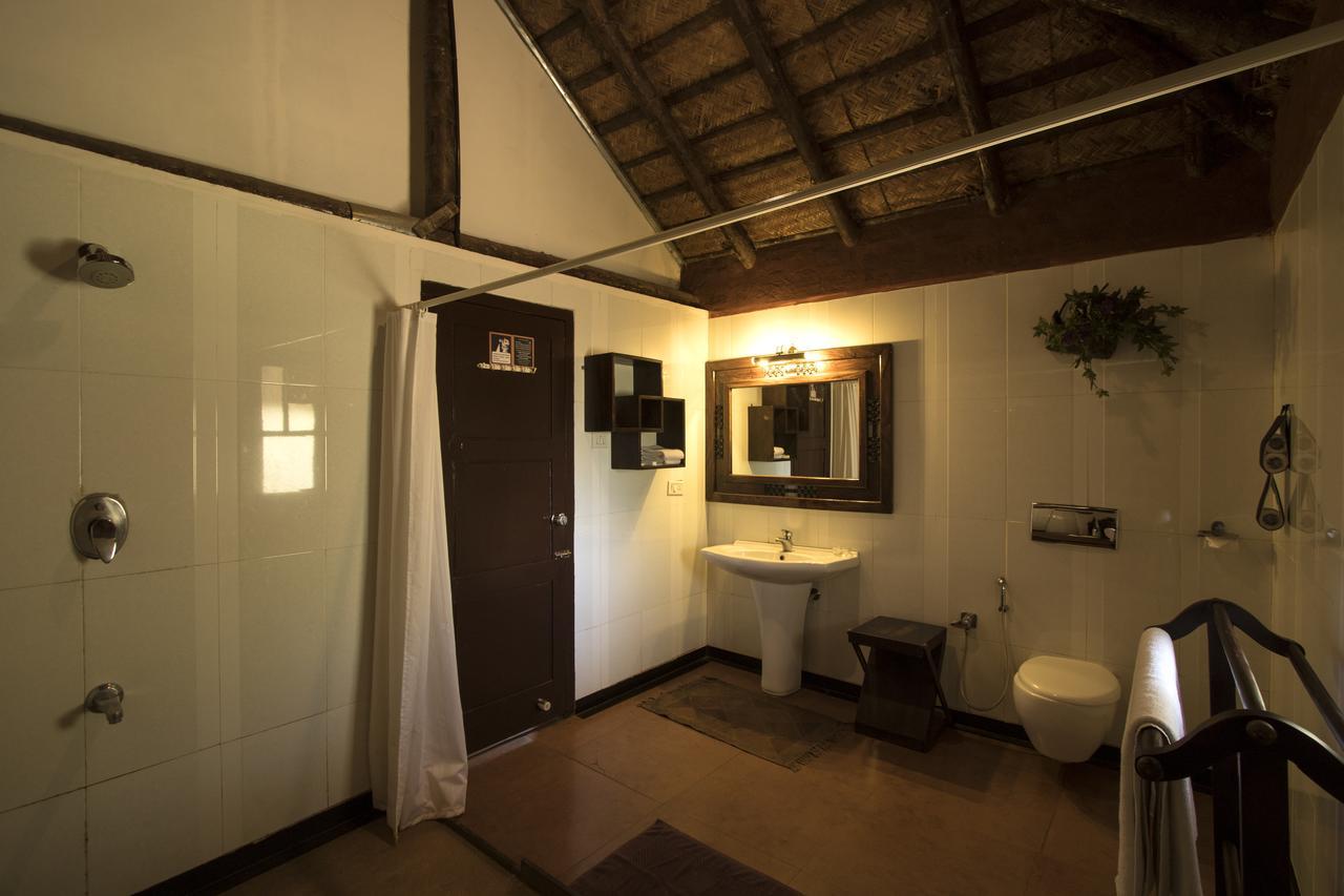 Red Earth Kabini Begur Luaran gambar