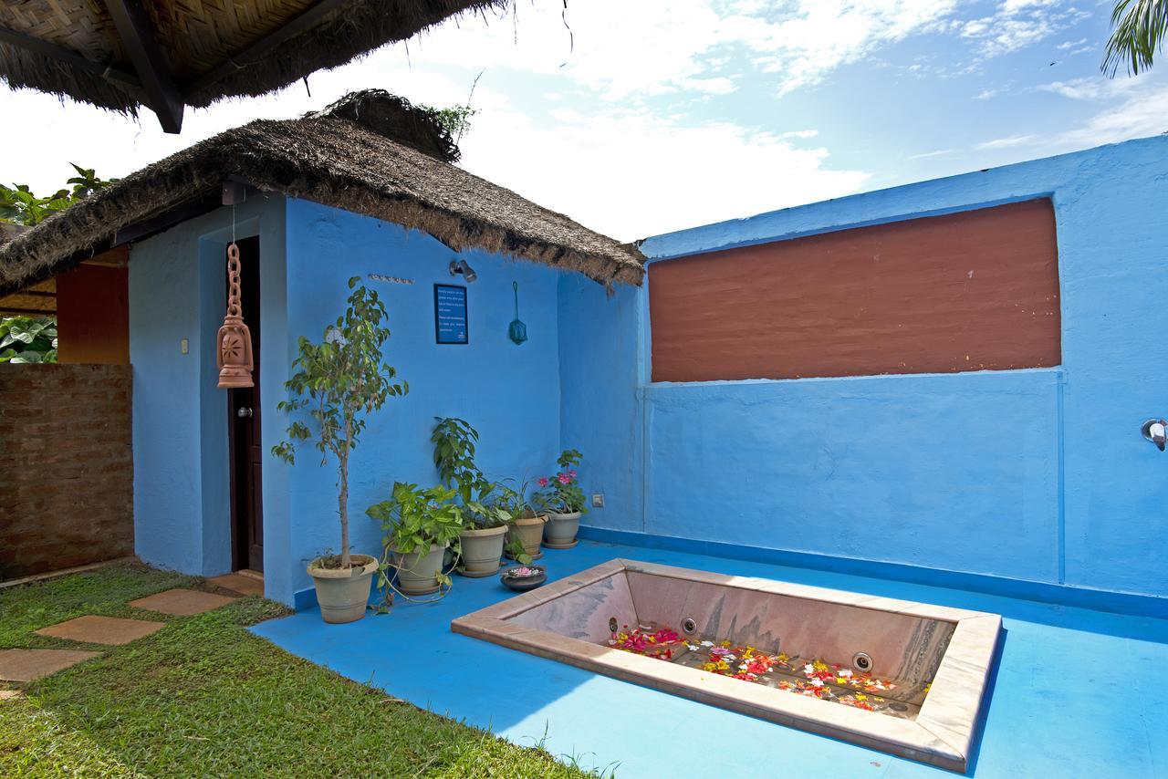 Red Earth Kabini Begur Luaran gambar